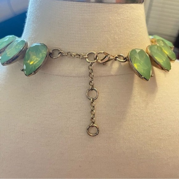 BOUTIQUE Light Green Pear Shape Gem Statement Necklace - Picture 3 of 4